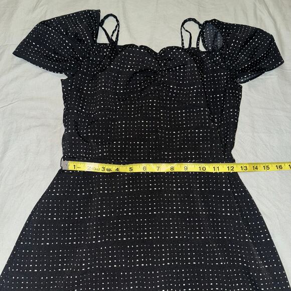 Banana Republic Women's Swing Dress Off Shoulder Sleeves Size 4 Black Polka Dot - Picture 3 of 9